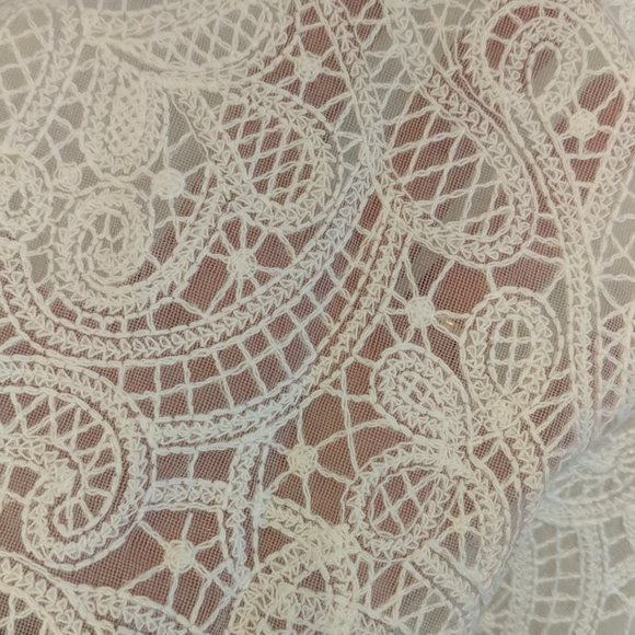 Lace racerback cream Catherine Malandrino top - Picture 3 of 7